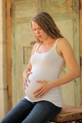 Przyczynami kłopotów z donoszeniem ciąży są głównie: problemy hormonalne (np. niedobór progesteronu) i niewydolność szyjki macicy. Na kłopoty z donoszeniem ciąży z powodu niewydolności szyjki macicy są metody!   