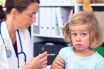 Przez problemy z dostępnością szczepionek sześciolatki są szczepione z opóźnieniem
