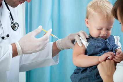 Dziewięciu na dziecięciu rodziców popiera szczepienie dzieci - wynika z najnowszego badania opinii