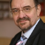 Prof. dr hab. med. Romuald Dębski 