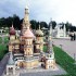 W parku Minimundus jest 170 miniatur słynnych budowli z 53 krajów wykonanych w skali 1 25.  
