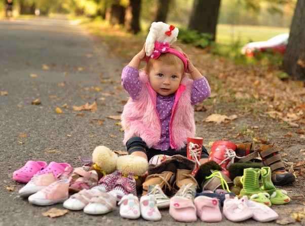 Dziecko w butach, dziecko z butami
