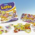 Grając w Lotto Dom, dzieci wyszukują szczegóły. Gra ćwiczy spostrzegawczość    
i koncentrację, rozwija słownictwo.  