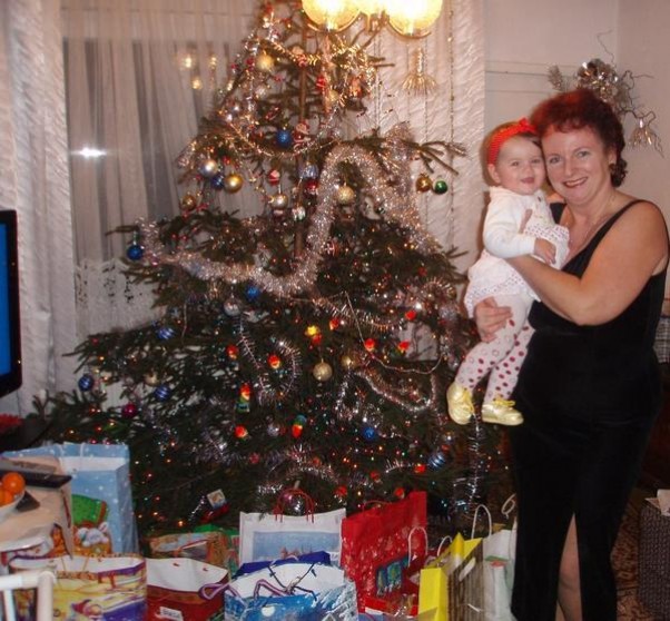 Zdjęcie zgłoszone na konkurs eBobas.pl Marzenka ze swoją babcią Ilonką:*