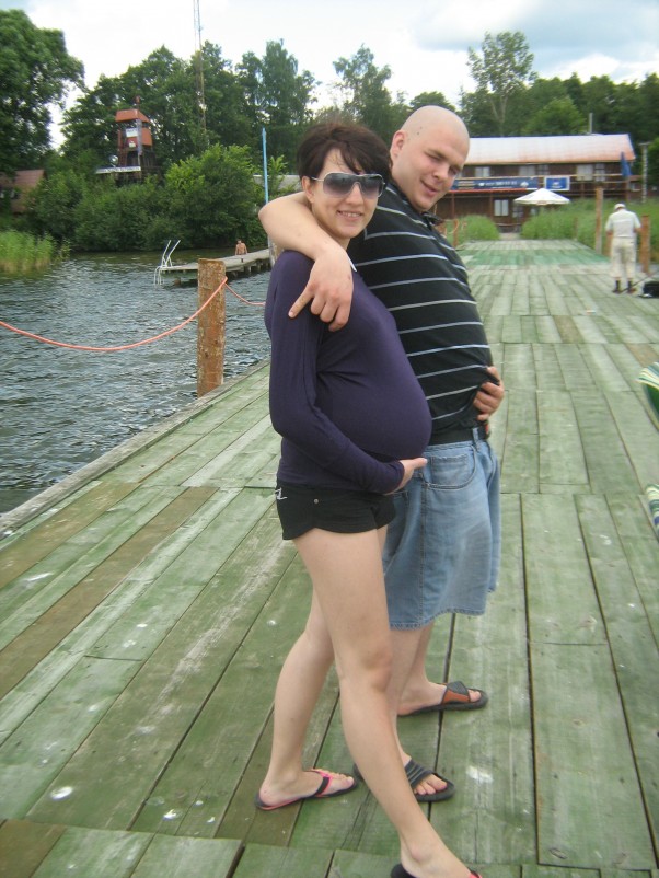 Zdjęcie zgłoszone na konkurs eBobas.pl a my takie brzuszki mamy ! tyle że mój brzuszek jest ciążowy :&#41;