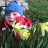 Kacperek&#40; 6 mies&#41; uwielbia patrzec na kolorowe sliczne kwiatuszki..dokladnie widac to na jego szczesliwej twarzyczce....Wiosna jak widac budzi sie do zycia:&#41;