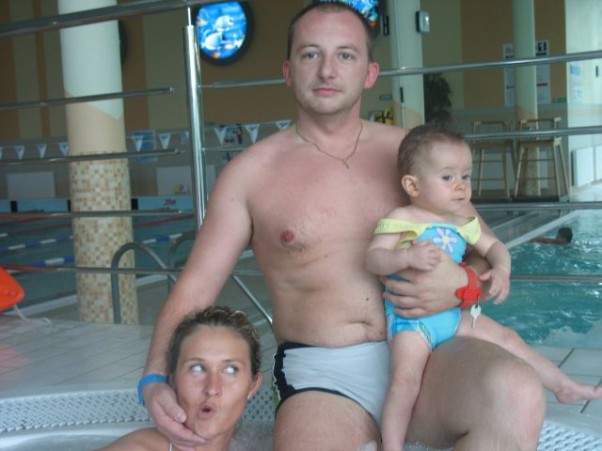 Rodzinka Z rodzinką na basenie