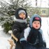 Kubuś i Szymonek na zimowym spacerku