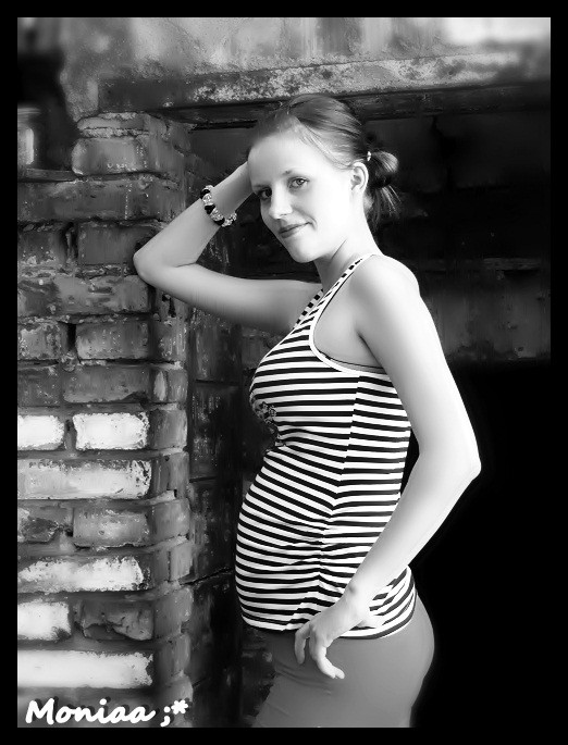 Zdjęcie nr.1 21 tydzień ciąży..  29.o6.2o1o