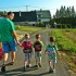 A oto moi chłopcy w drodze do przedszkola.Na zdjęciu Kamilek i bliźniacy Tomaszek i Piotruś wraz z tatusiem który ich odprowadza do szkoły :&#41;
