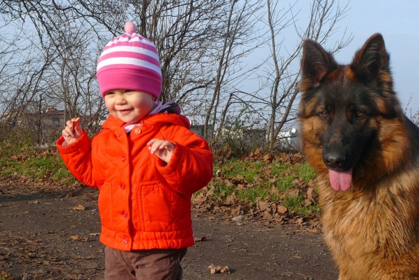 Julcia i Aza jesienny spacerek z ulubioną &quot;przytulanką&quot; :&#41;