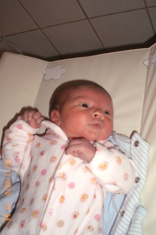 Lenka :* 9.11.2010 3200 gram i 52 cm :&#41;