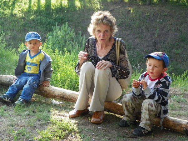 chłopcy z babcią &#45; czerwiec 2012 Obraz 043.jpg
