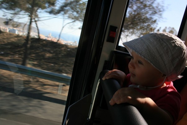 autobusem na majowke:&#41; mamusiu, tatusiu kiedy wkoncu dojedziemy na ta majowke???