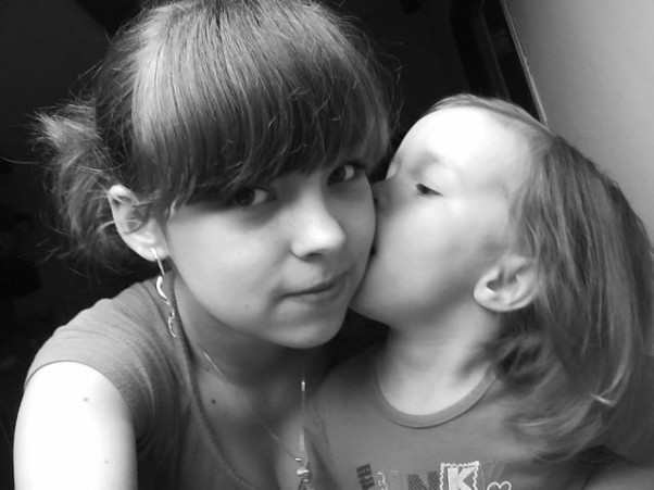 Zdjęcie zgłoszone na konkurs eBobas.pl Moje córki najstarsza i średnia uwielbiają buziaczki:&#41;***