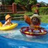 Sonia z kolegą w baseniku, umyję łódkę i odpływamy w rejs