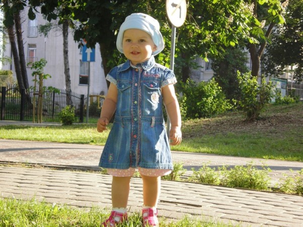 Zdjęcie zgłoszone na konkurs eBobas.pl Uśmiechnięta Mała Lady :&#45;&#41;
