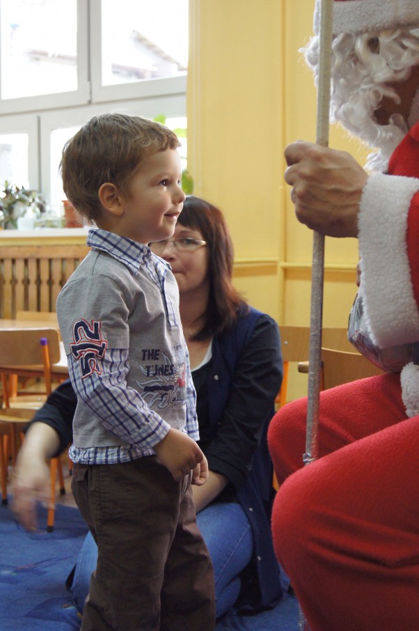 Franuś z Mikołajem Pierwsze spotkanie Franusia z Mikołajem w przedszkolu :&#41; 