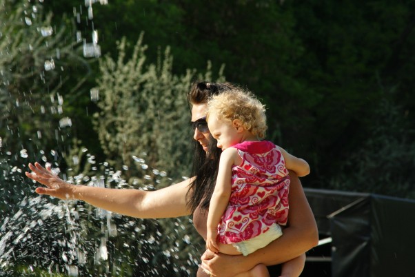 Zdjęcie zgłoszone na konkurs eBobas.pl Trochę  wody  dla  ochłody&#45;majowego  weekendu:&#41; Weronika