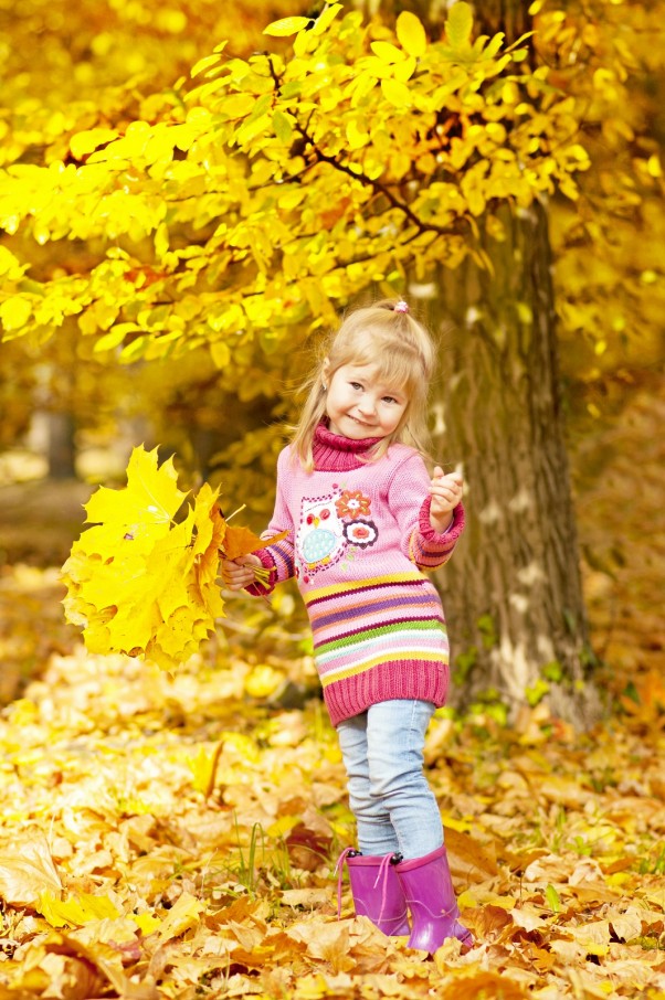 Złota jesień uwielbiamy spacerować gdy w parku jest tak kolorowo i radośnie :&#41; 