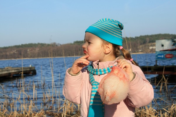 Specyficznie i słodko Klejąca wata , słoneczko w tle no Pani wiosno uśmiechnij się...