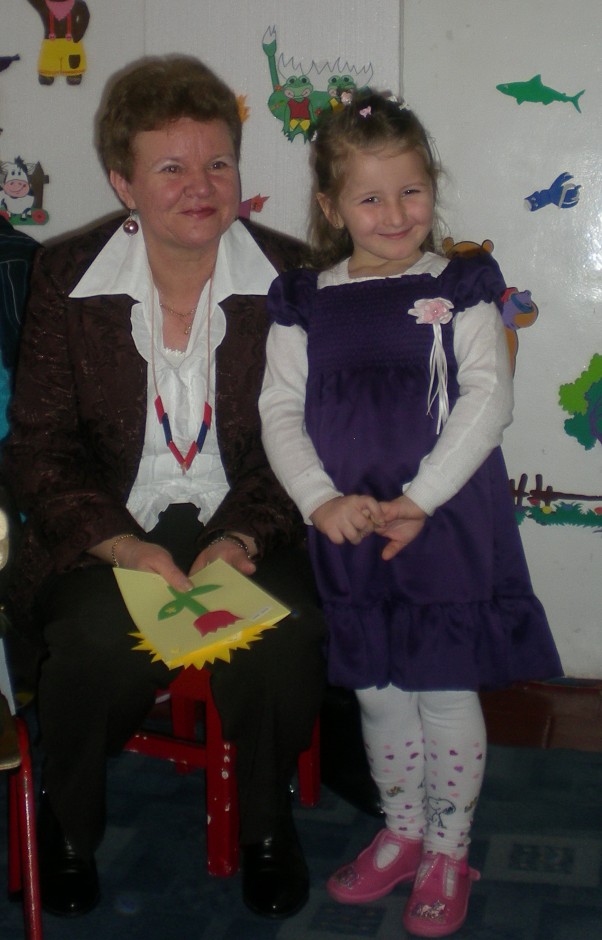 Julcia i Babcia Krysia w przedszkolu &quot;Babciusiu, jesteś naukochańszą Babciusią na świecie!&quot; :&#41;