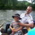 tatuś z synusiem na spływie Dunajcem