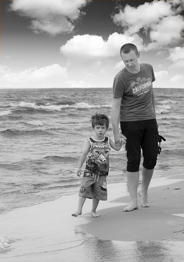 Rodzinny podbój morza! Bardzo lubimy spędzać czas na plaży, dlatego też na urlop najczęściej jeździmy nad wodę, aby delektować się promieniami letniego słońca. 