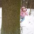 Polunia szukała Wiosny podczas spacerku po lesie. Niestety, Zima nie chce nas opuścić, wszędzie tylko biały puch śniegu. :&#40;