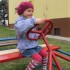 Natalka podczas zabawy na przedszkolnym placu zabaw:&#41;