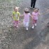 Uwielbiam mocno wyczerpujące spacerki MAJOWE z moimi młodszymi kuzyneczkami bliźniaczkami :&#41; Zuzia 2 latka