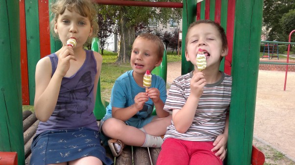 Na lodach. Jedna z najlepszych uciech ciepłych dni &#45; lody.