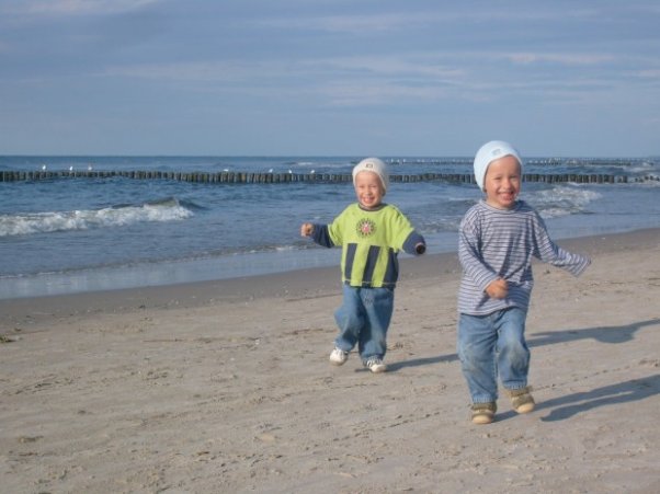 wakacje2009.jpg Cała plaża nasza!! Hurrraaaa!! :&#41;