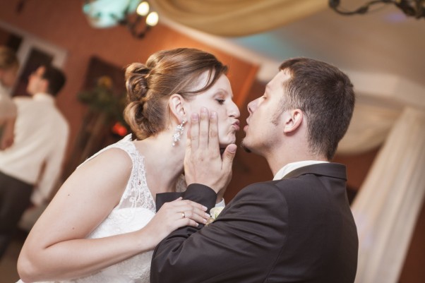 Małżeński buziak 