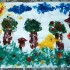 Obrazek Zuzia namalowała liśćmi używała ich jako stempli, malowała listek a później przyklejała. Wcześniej zbierała listki na spacerze małe i duże. 