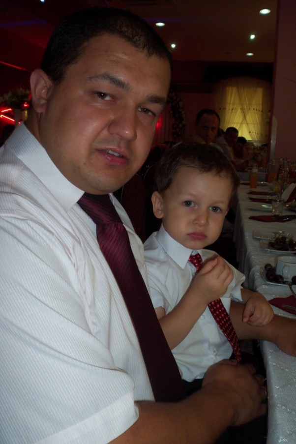 Syn podobny do taty i podobne krawaty :&#41; 