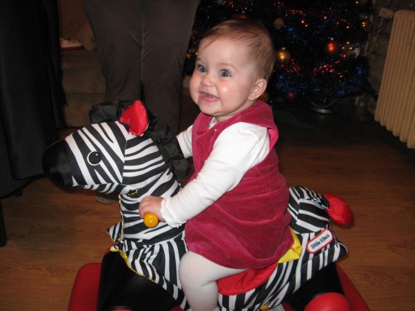 Zdjęcie zgłoszone na konkurs eBobas.pl Świąteczne zabawy Zuzi. Bo zdrowe dziecko to szczęśliwe dziecko :&#41;