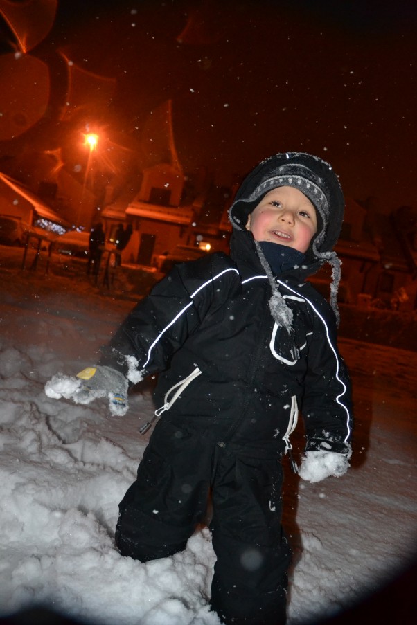 Zdjęcie zgłoszone na konkurs eBobas.pl Pierwsze harce na śniegu :&#41;
