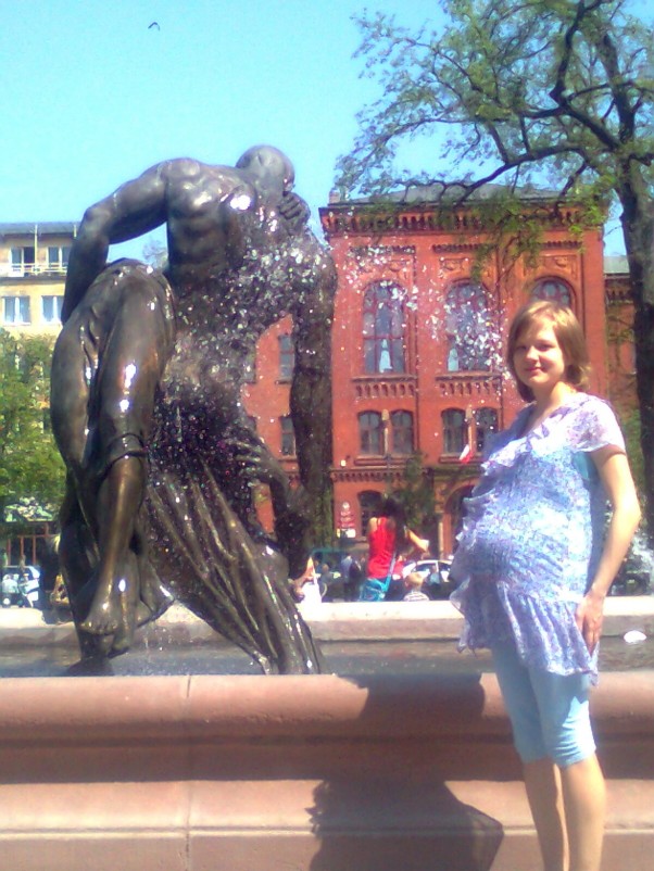 Zdjęcie zgłoszone na konkurs eBobas.pl Jestem na tym zdjęciu w 37 tygodniu ciąży. 
