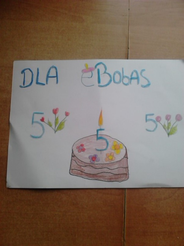 Zdjęcie zgłoszone na konkurs eBobas.pl Dzień Urodzin nadchodzi więc życzenia złożyć się godzi...sto lat i laureczka od Adusi :&#41;