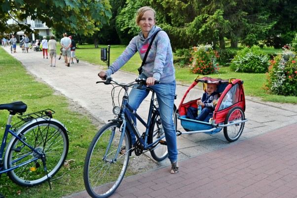 Zdjęcie zgłoszone na konkurs eBobas.pl Wycieczki rowerowe całą rodzinką,\nTo nasz sposób na weekend z uśmiechniętą minką!