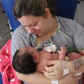 Amelia pierwsze nasze przytulenie po pierwszej dobie życia :&#41;