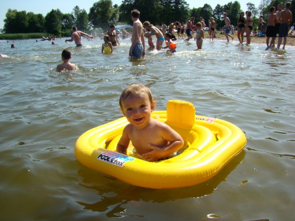 Zdjęcie zgłoszone na konkurs eBobas.pl Uwielbiam pływać :&#41;