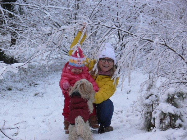 Zdjęcie zgłoszone na konkurs eBobas.pl My się zimy nie boimy, nawet nasza psiunia się nie boi :&#41;