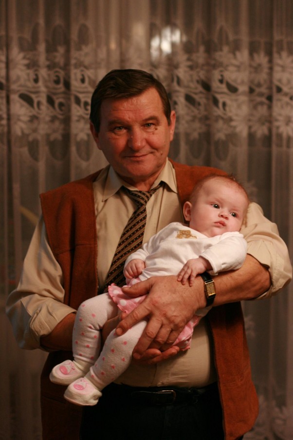 Zdjęcie zgłoszone na konkurs eBobas.pl Z moim najwspanialszym dziadkiem zawsze fajnie jest.