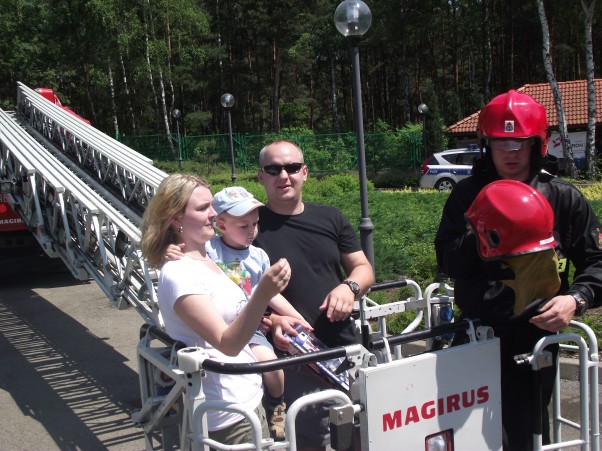 Zdjęcie zgłoszone na konkurs eBobas.pl 30 metrów w górę w towarzystwie straży pożarnej