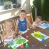 Dzieciaczki malują obrazy