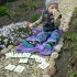 Na zdjęciu jest synek Alanek 15 miesięcy, odpoczywa w ogrodzie po wyczerpującym spacerku :&#45;&#41;