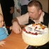 W pierwsze urodziny to Tatuś nauczył Olusia zdmuchiwać świeczkę z tortu :&#41;