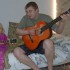 największa przyjemność to rodzinne granie, córcia na ukulele a tatuś na gitarze